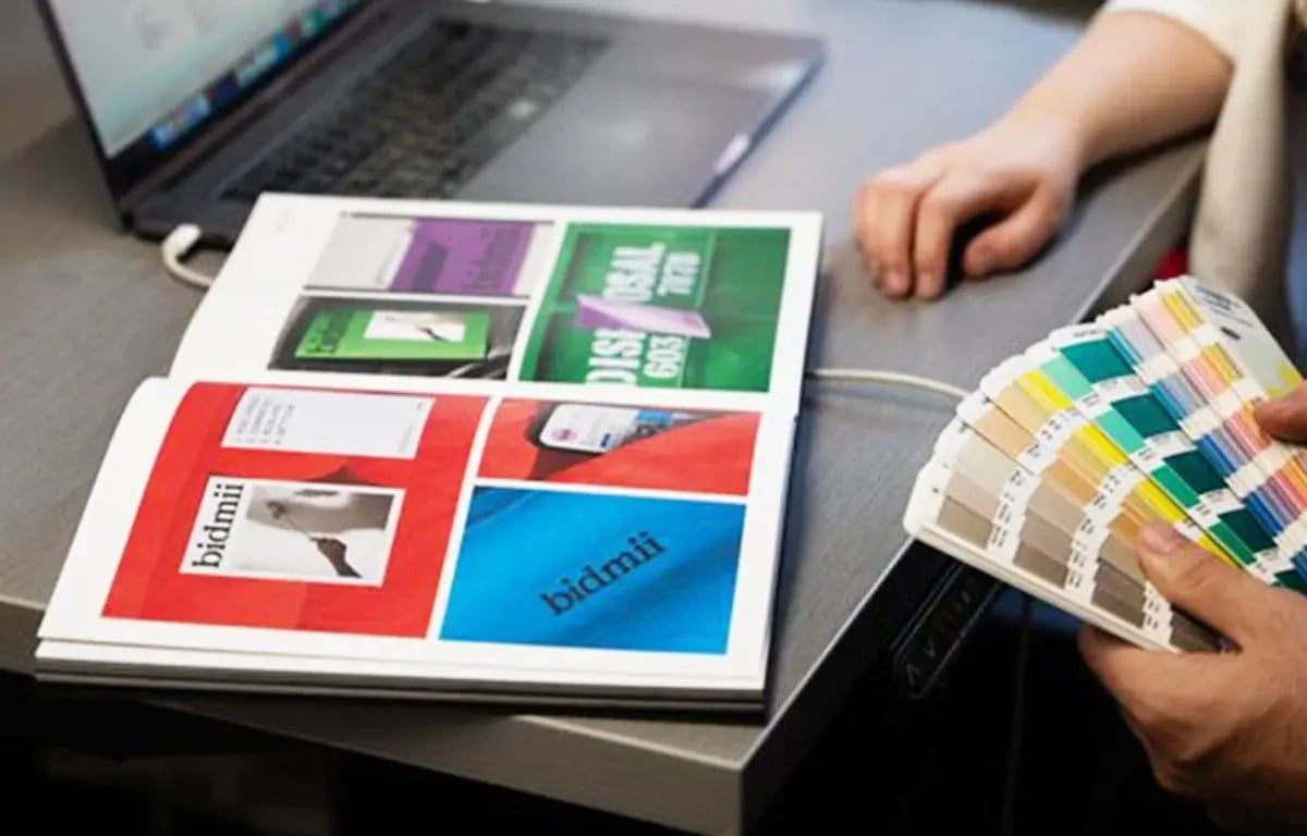 Logo Design and Branding Guide by the 52 Launch creative team