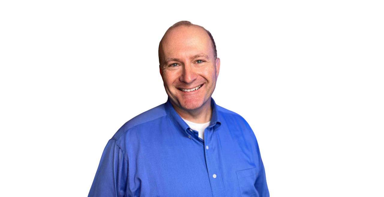 CraigeThompson_Headshot-Photoroom