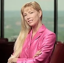 kelly_holowell_headshot